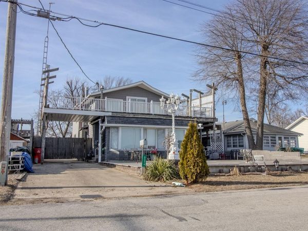 5374 S County Rd 210, Knox, IN 46534