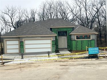 7005 N Beaman Avenue, Kansas City, MO 64151