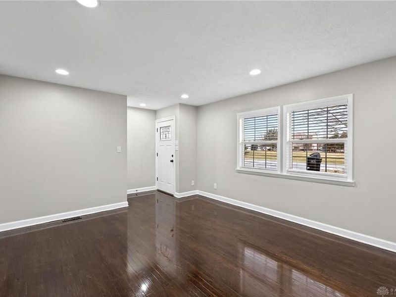 212 Robert Lane, Xenia, OH 45385 Photo 10