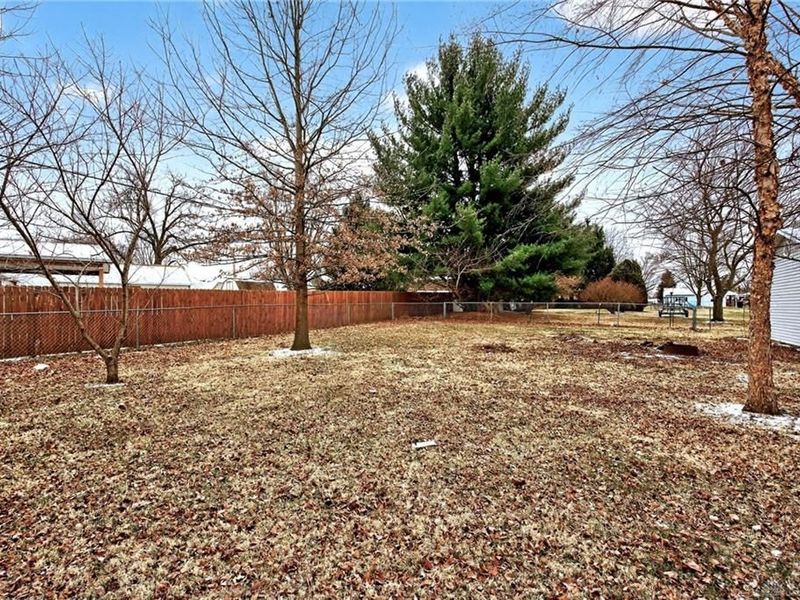 212 Robert Lane, Xenia, OH 45385 Photo 56