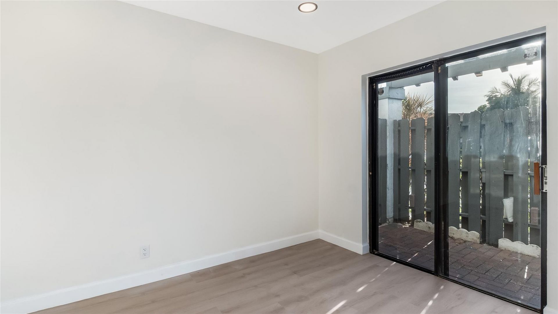 4979 NW 82nd Avenue, Unit 705, Fort Lauderdale, FL 33351 Photo