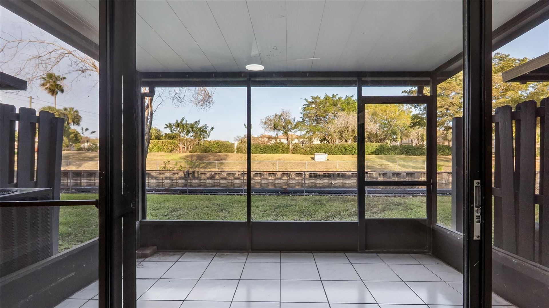 4979 NW 82nd Avenue, Unit 705, Fort Lauderdale, FL 33351 Photo