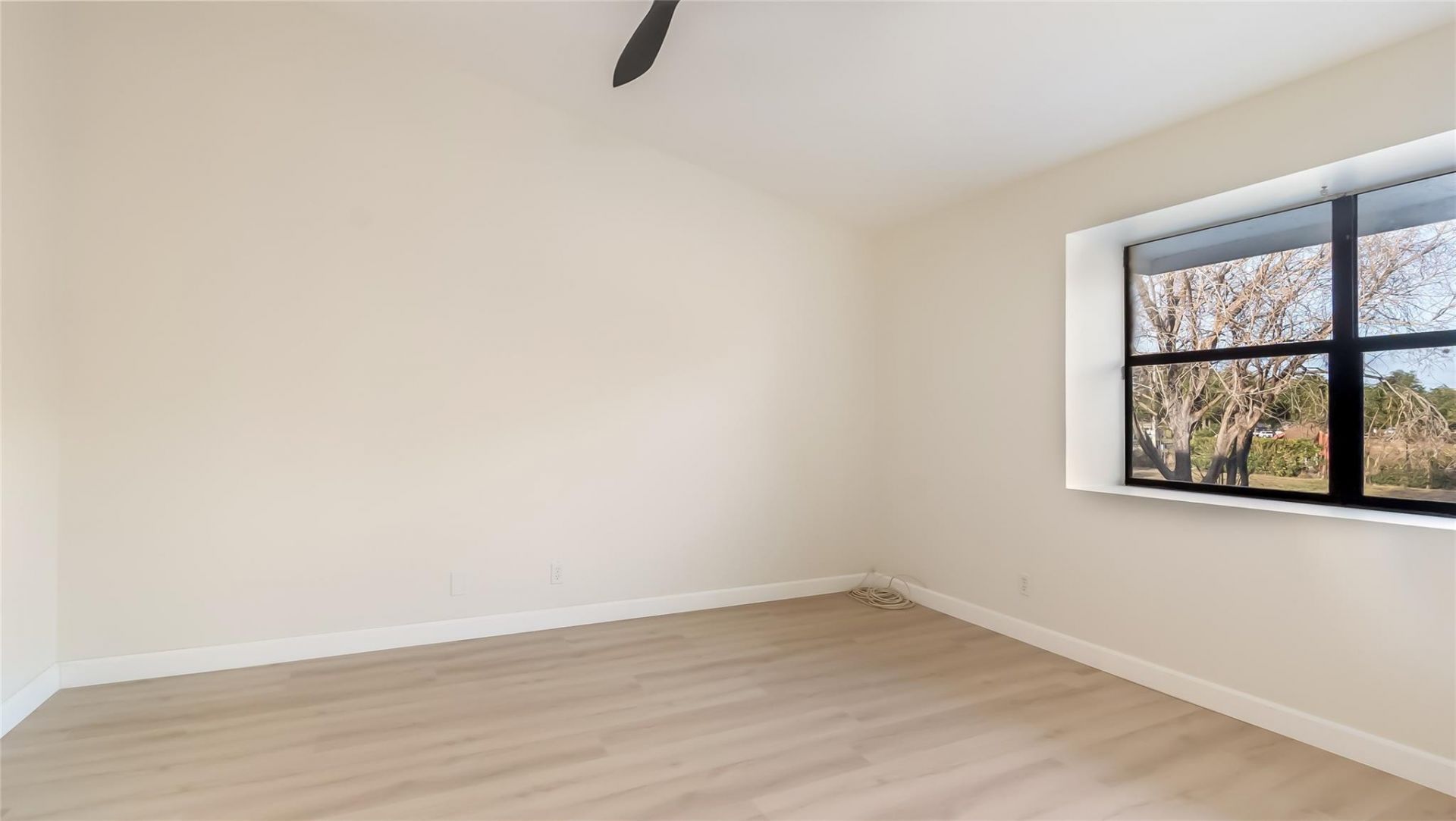 4979 NW 82nd Avenue, Unit 705, Fort Lauderdale, FL 33351 Photo