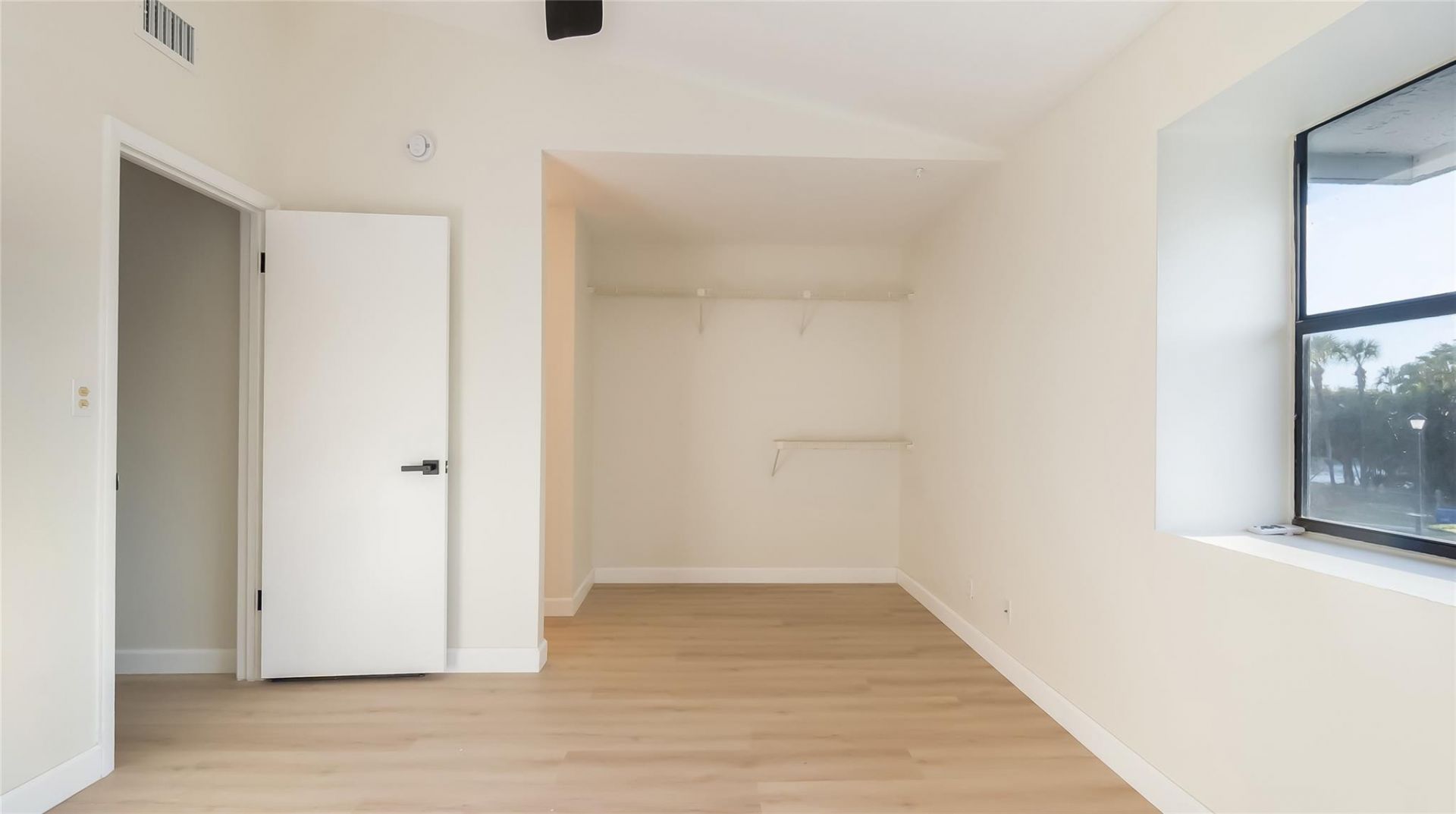 4979 NW 82nd Avenue, Unit 705, Fort Lauderdale, FL 33351 Photo