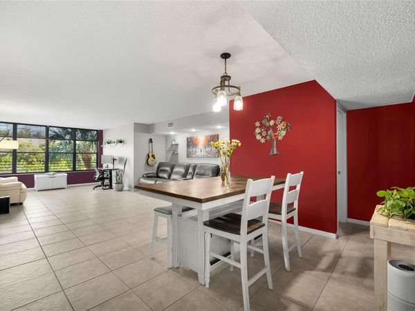 2659 Carambola Cir N, Unit 303, Coconut Creek, FL 33066