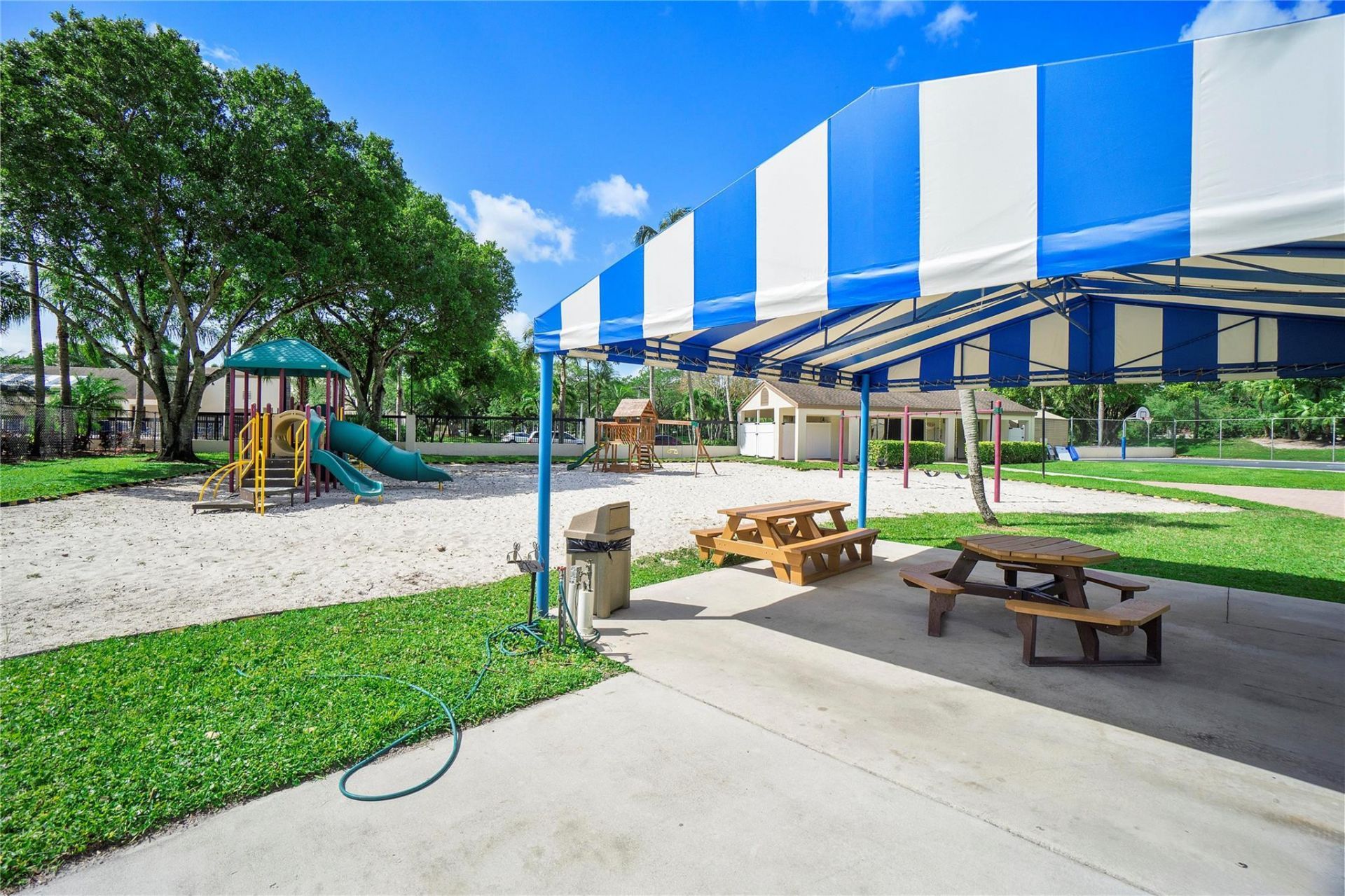 2659 Carambola Circle, Unit 303, Coconut Creek, FL 33066 Photo