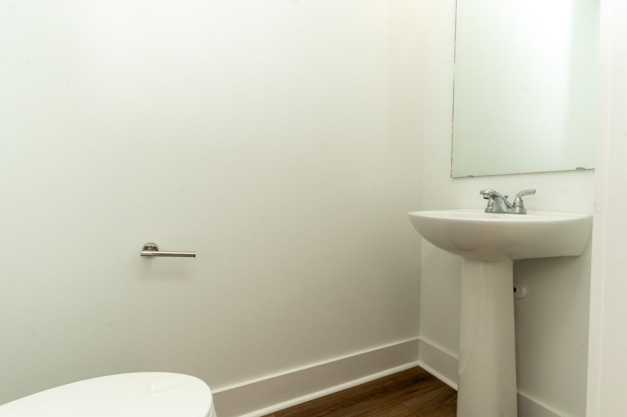 312 Eclipse Street Photo 26