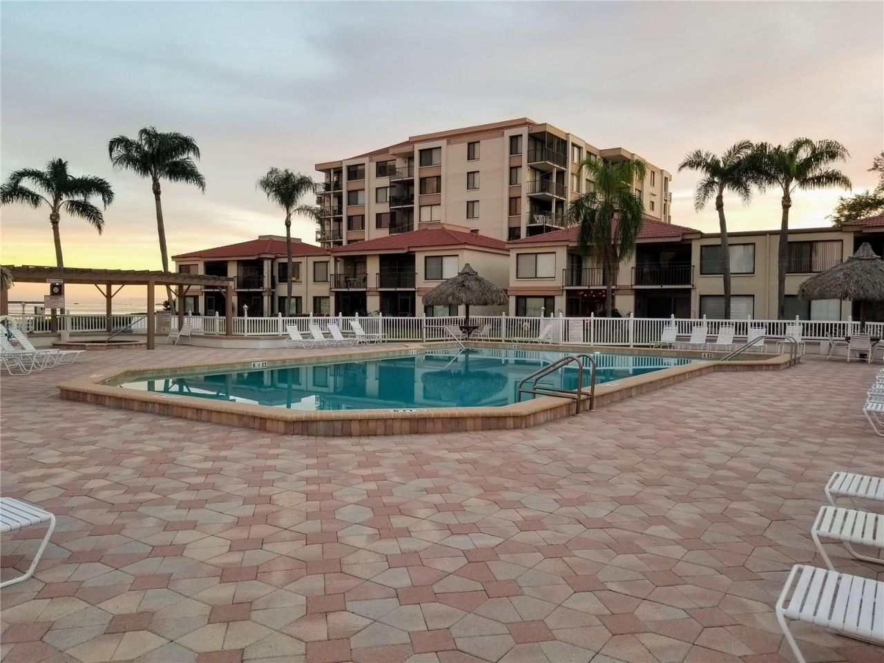 6219 Palma Del Mar Boulevard S, Unit 112, Saint Petersburg, FL 33715 Photo