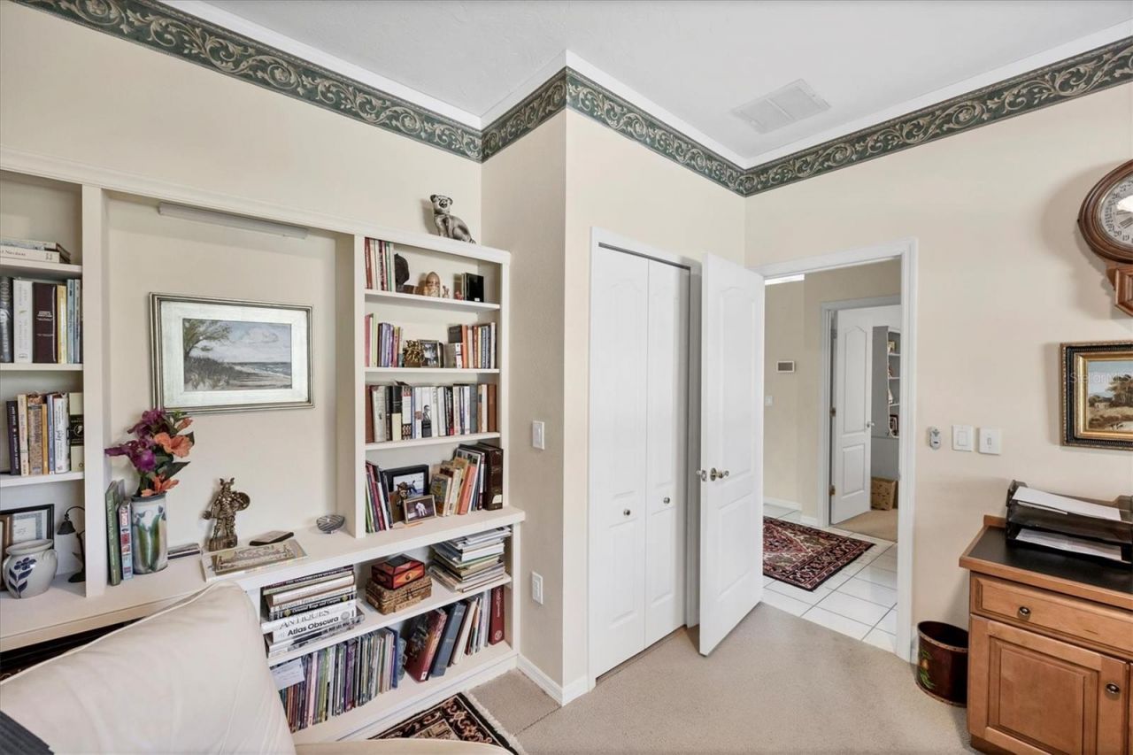 8684 Woodbriar Drive, Sarasota, FL 34238 Photo