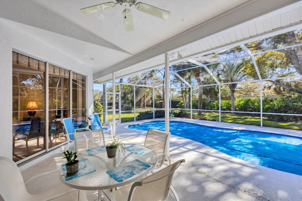8684 Woodbriar Drive, Sarasota, FL 34238 Photo