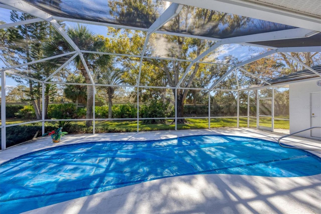 8684 Woodbriar Drive, Sarasota, FL 34238 Photo