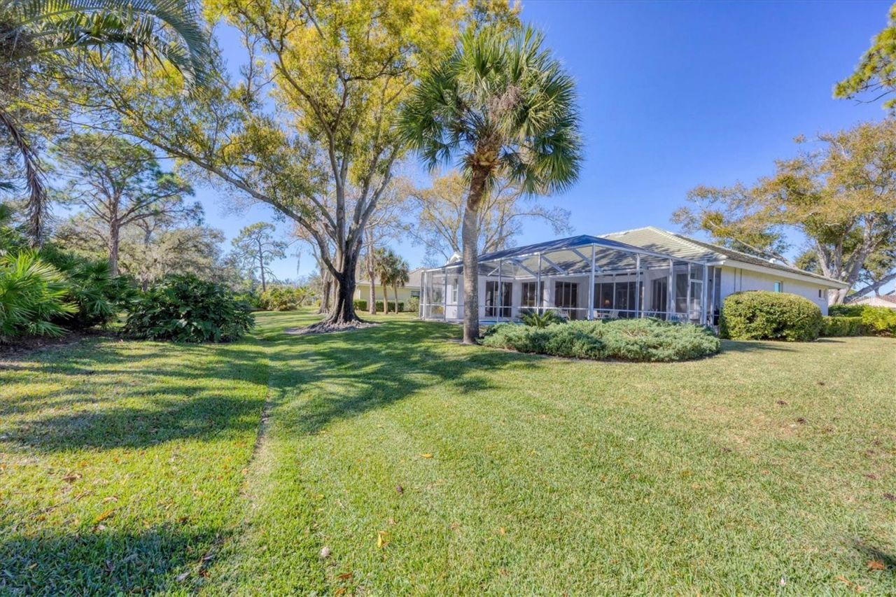 8684 Woodbriar Drive, Sarasota, FL 34238 Photo