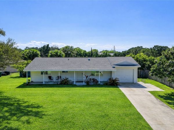 869 Wentworth Street, Sebastian, FL 32958