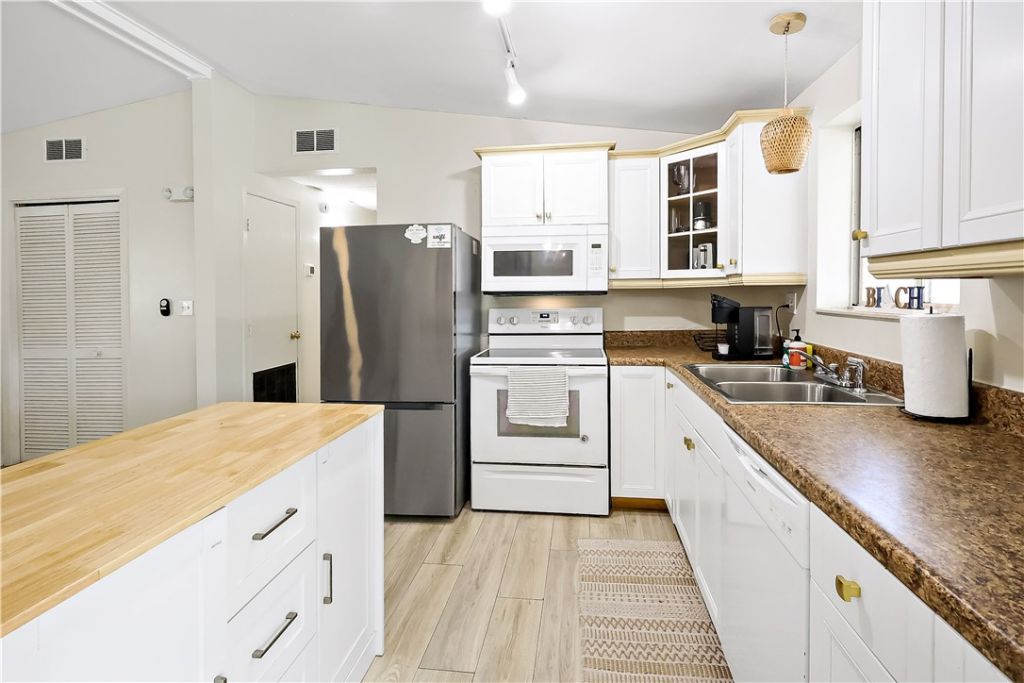 869 Wentworth Street, Sebastian, FL 32958 Photo