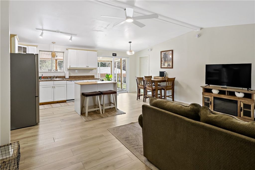 869 Wentworth Street, Sebastian, FL 32958 Photo