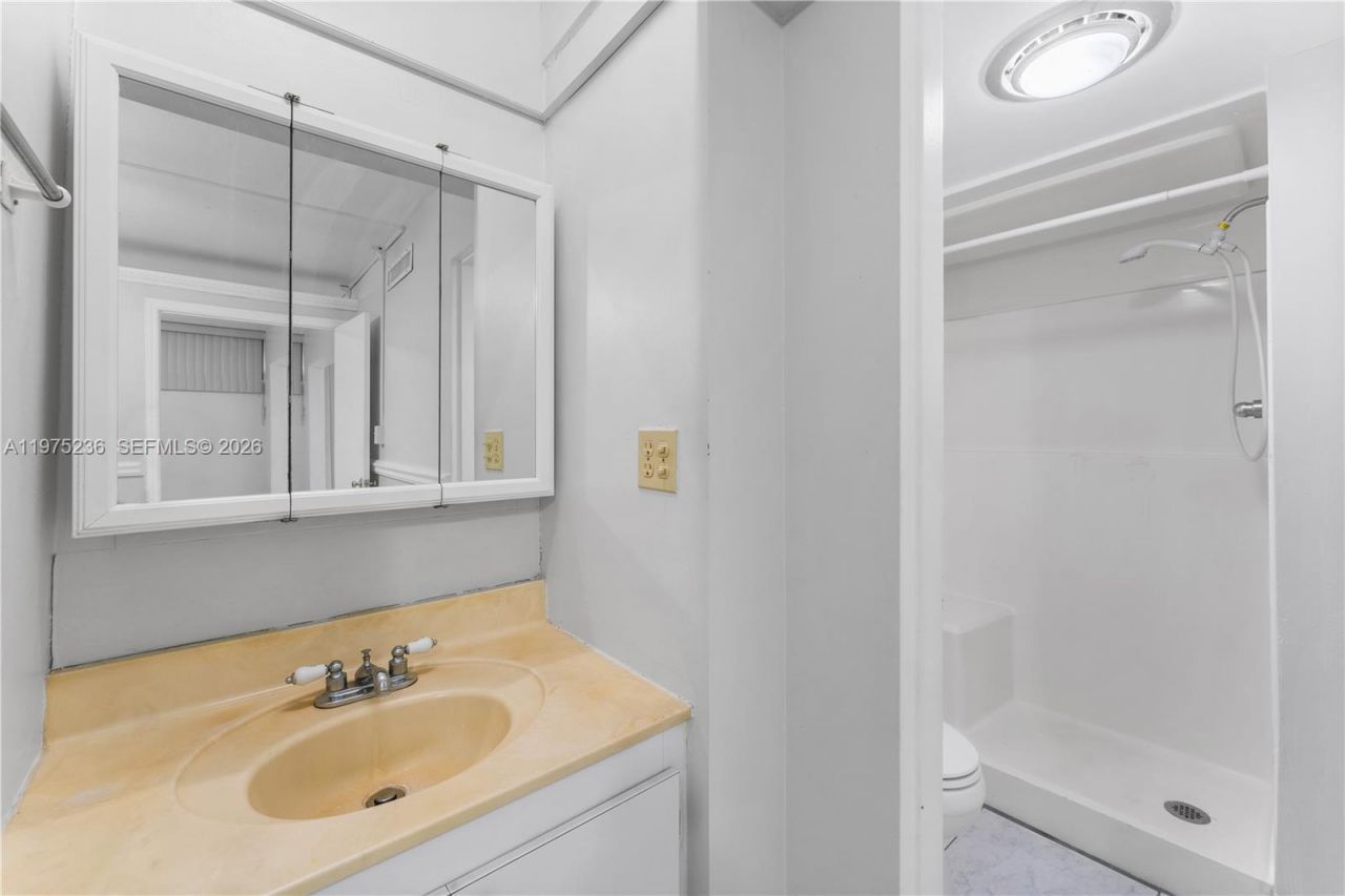 6436 E Miami Lakes Dr E , Unit 6436, Miami Lakes, FL 33014 Photo