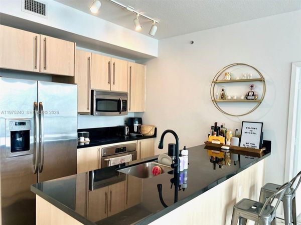 79 SW 12th St , Unit 2010, Miami, FL 33130