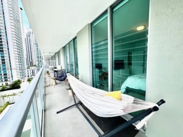 79 SW 12th St , Unit 2010, Miami, FL 33130 Photo
