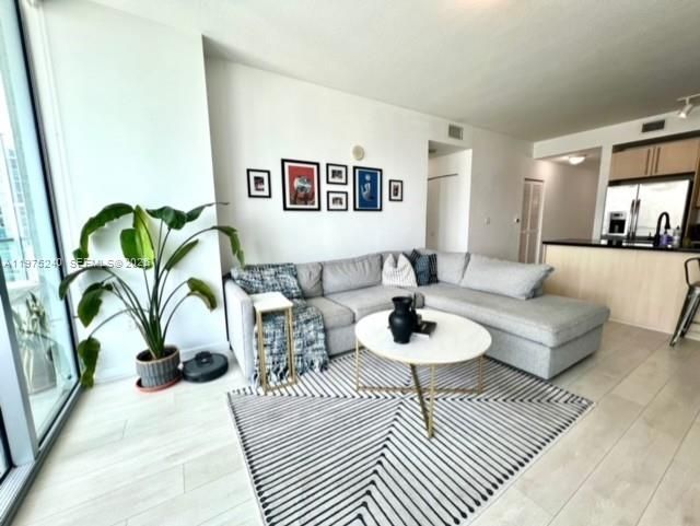 79 SW 12th St , Unit 2010, Miami, FL 33130 Photo