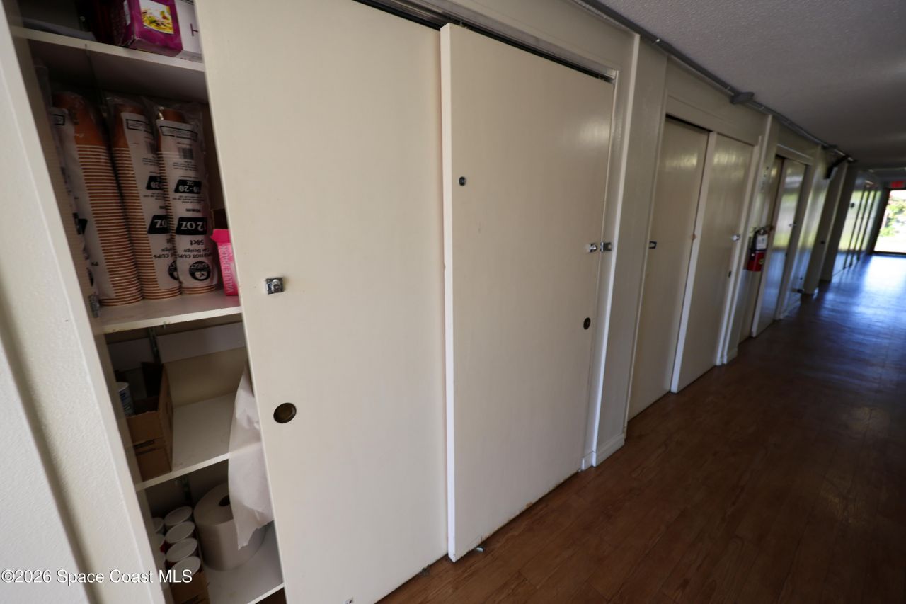 3005 S Tuttle Avenue , Sarasota, FL 34238 Photo