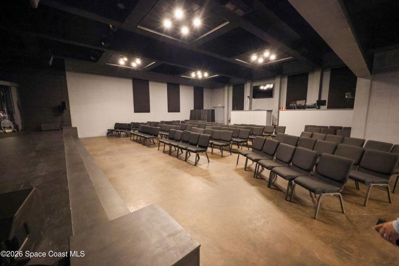 3005 S Tuttle Avenue , Sarasota, FL 34238 Photo