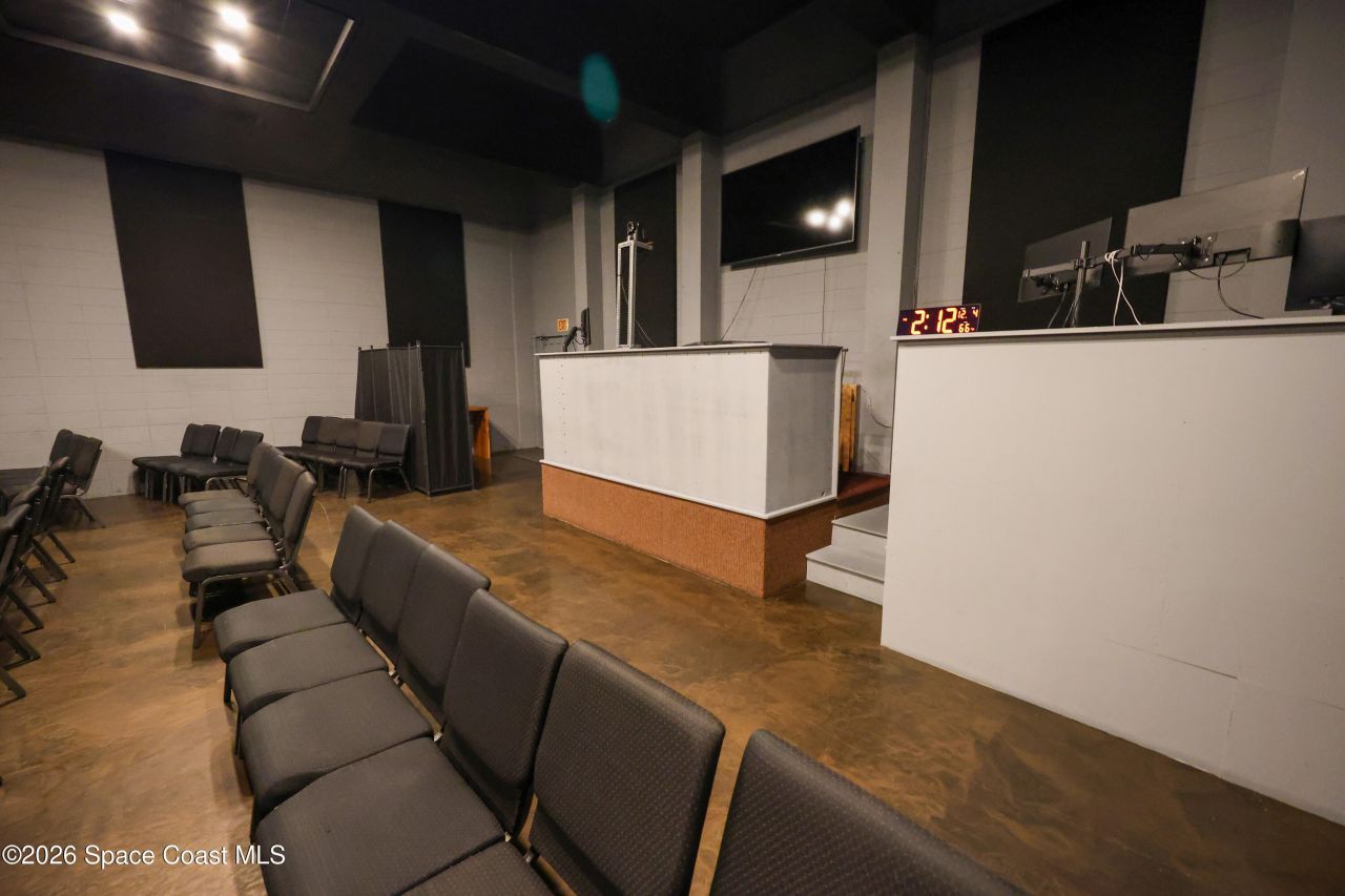 3005 S Tuttle Avenue , Sarasota, FL 34238 Photo