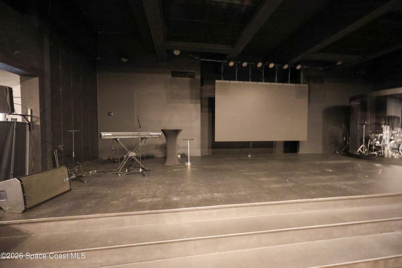 3005 S Tuttle Avenue , Sarasota, FL 34238 Photo