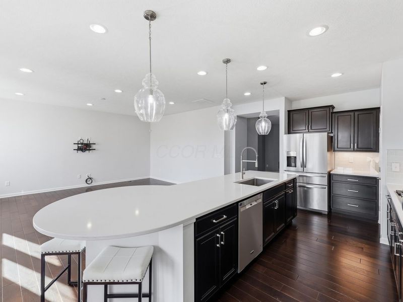 6727 Cat Singer Circle S, Hilliard, OH 43026 Photo 4