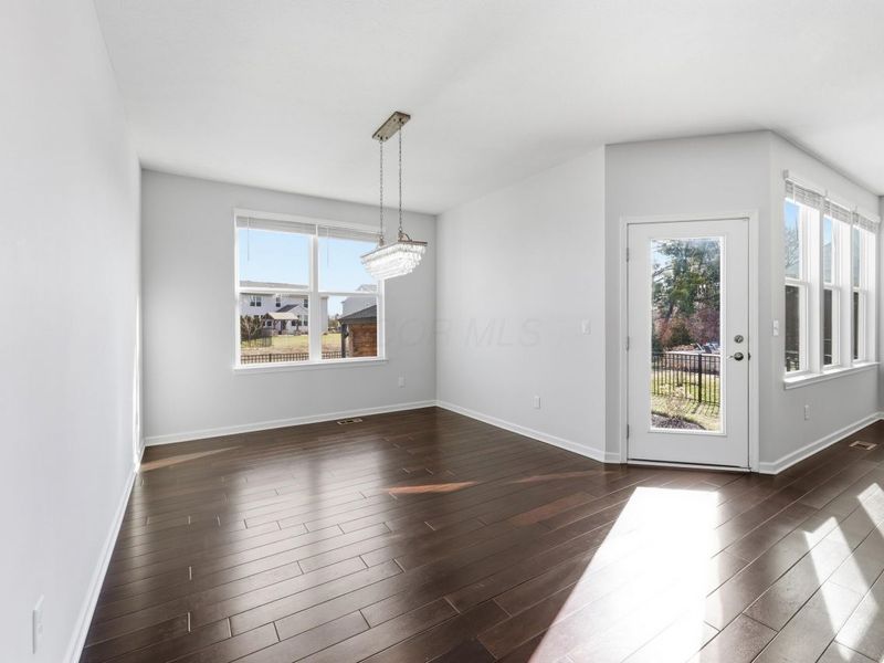 6727 Cat Singer Circle S, Hilliard, OH 43026 Photo 7