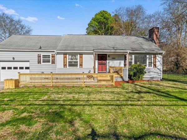 3512 Whittle Springs Rd, Knoxville, TN 37917