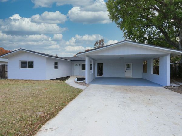 2405 Melon Court, Fort Pierce, FL 34982