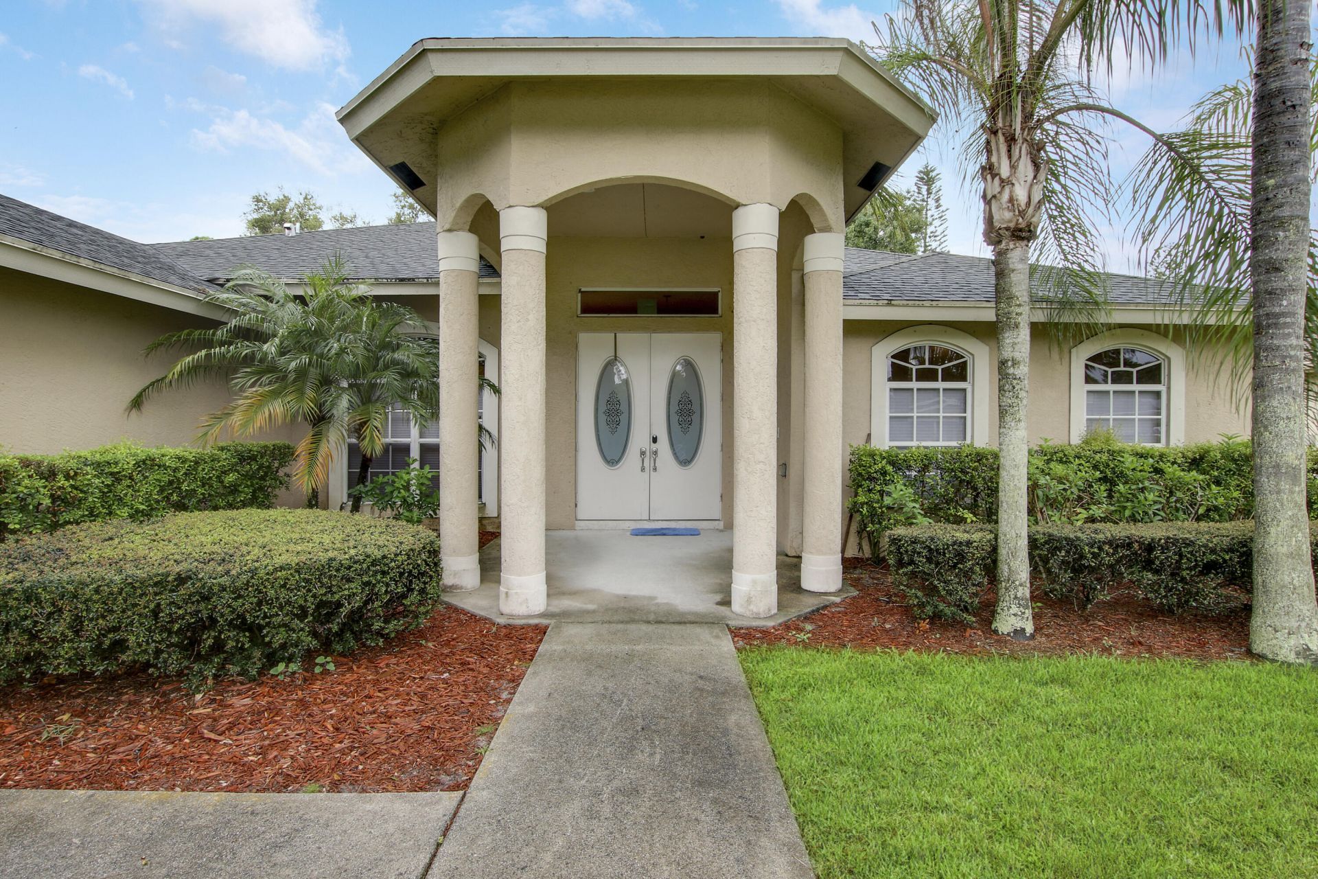 1198 SE Petunia Avenue, Port Saint Lucie, FL 34952 Photo