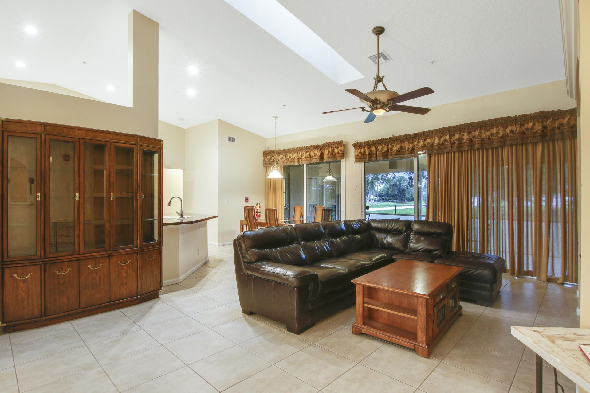 1198 SE Petunia Avenue, Port Saint Lucie, FL 34952 Photo