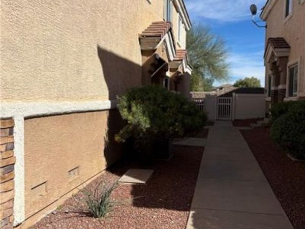 90 Dow Jones Street , Unit 1, Henderson, NV 89074