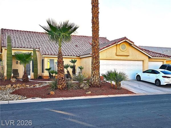 4789 Carefree Drive , Las Vegas, NV 89122