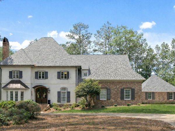 11 Bocage, Hattiesburg, MS 39402