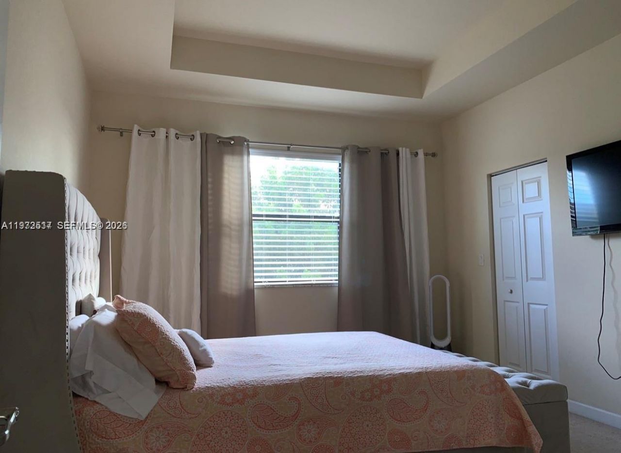 3392 W 90th Ter , Hialeah, FL 33018 Photo