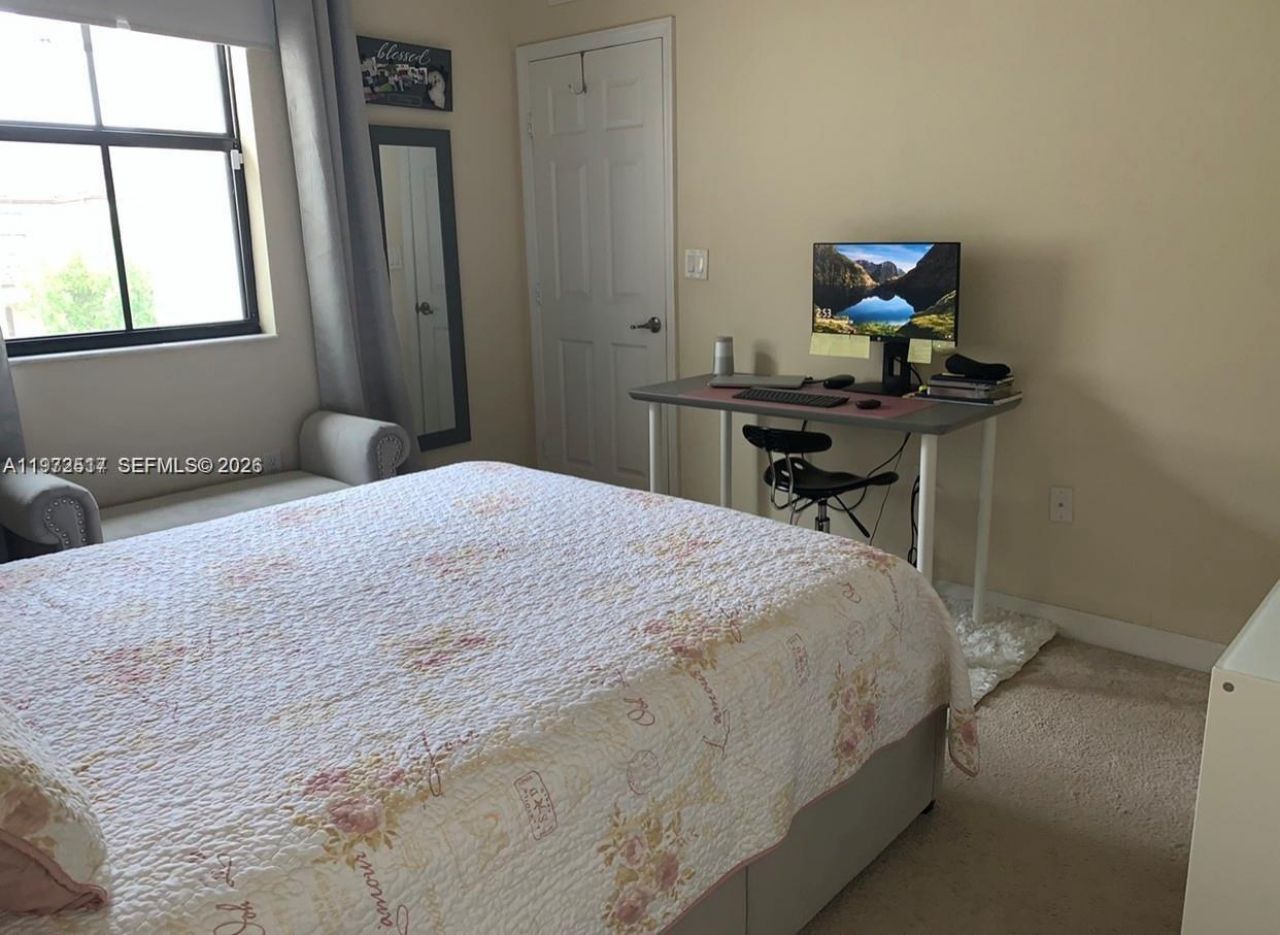 3392 W 90th Ter , Hialeah, FL 33018 Photo