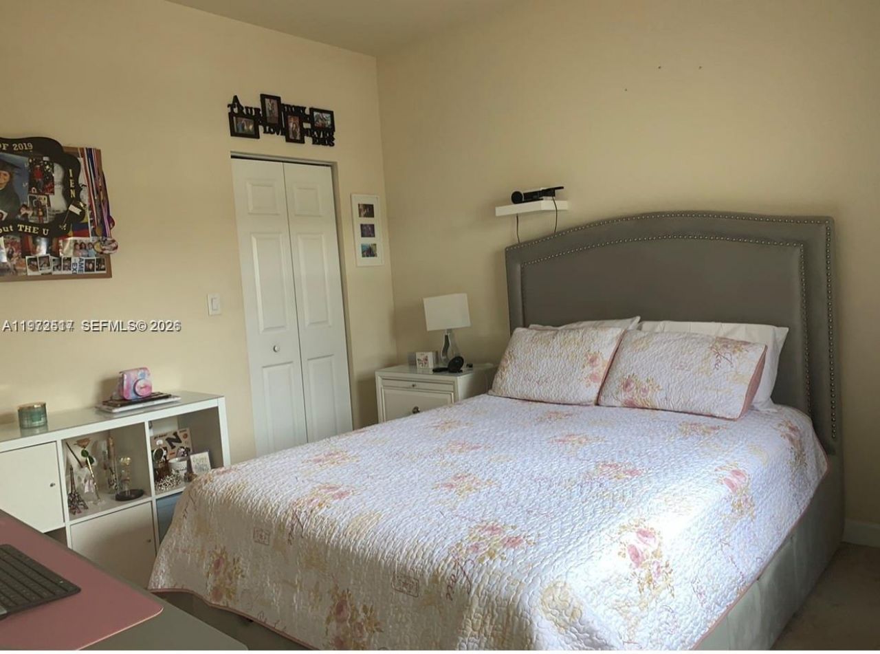 3392 W 90th Ter , Hialeah, FL 33018 Photo