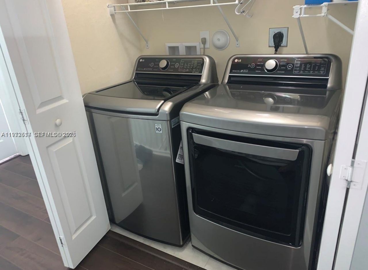 3392 W 90th Ter , Hialeah, FL 33018 Photo