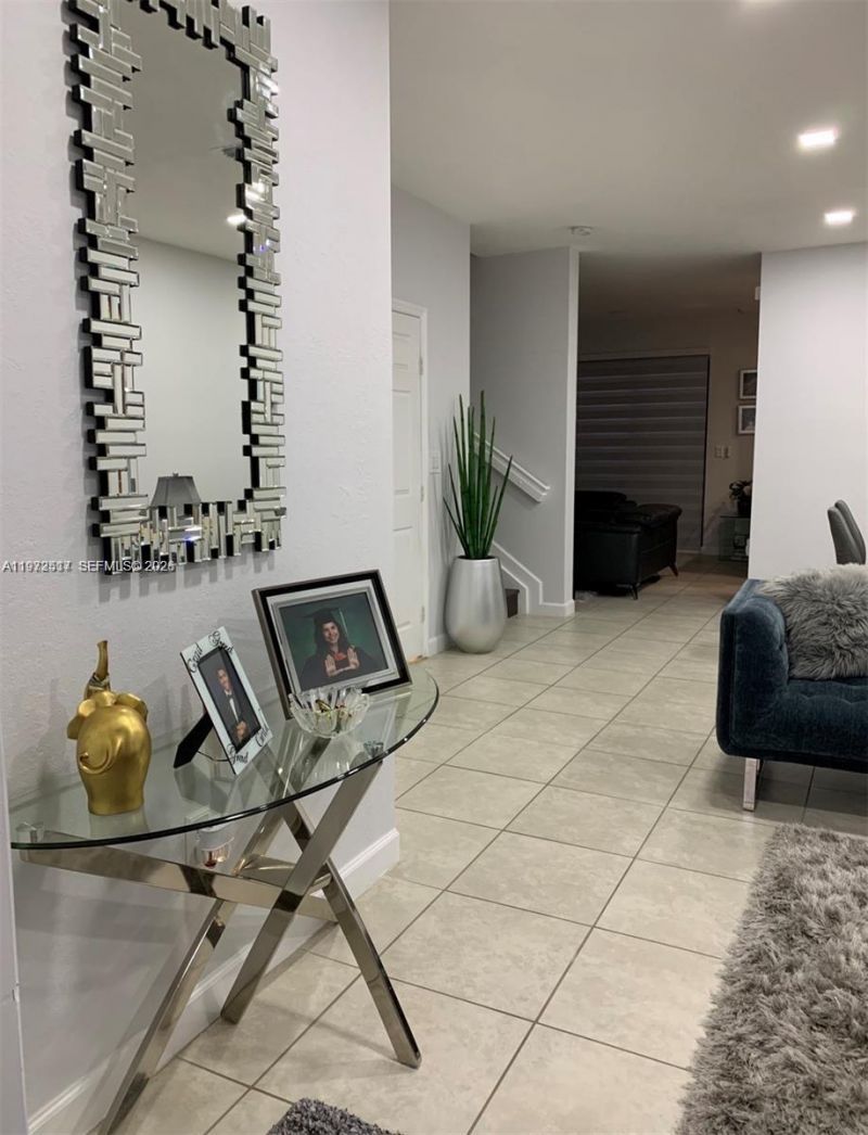 3392 W 90th Ter , Hialeah, FL 33018 Photo