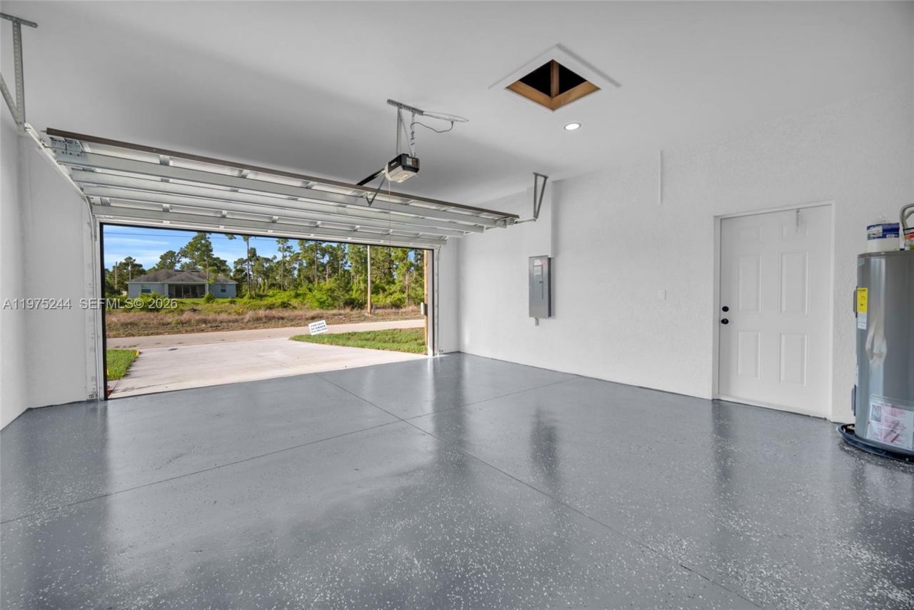 1109 Edgewood St E, Lehigh Acres, FL 33974 Photo