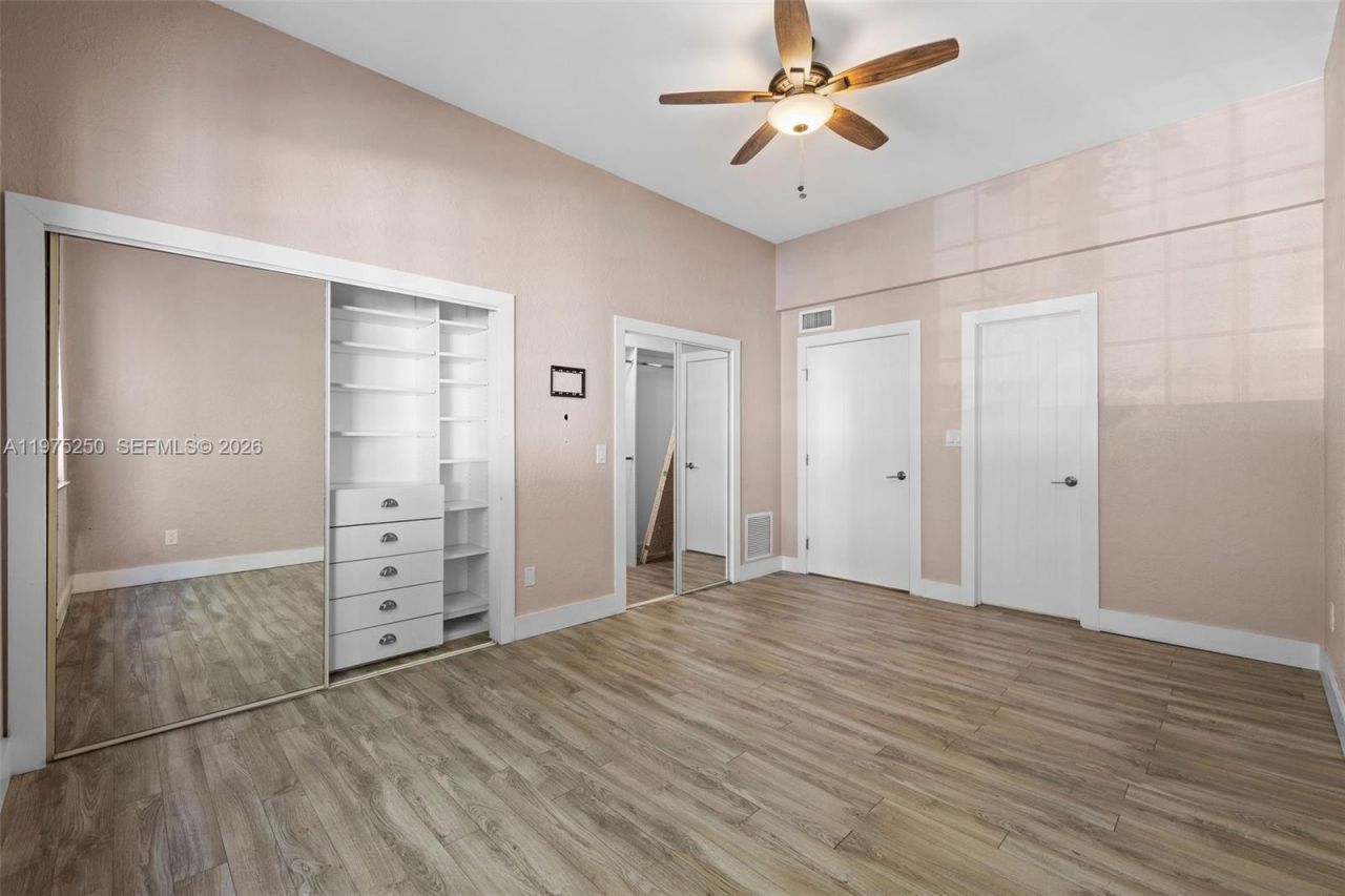 20900 Leeward Ct , Unit 217-1, Aventura, FL 33180 Photo