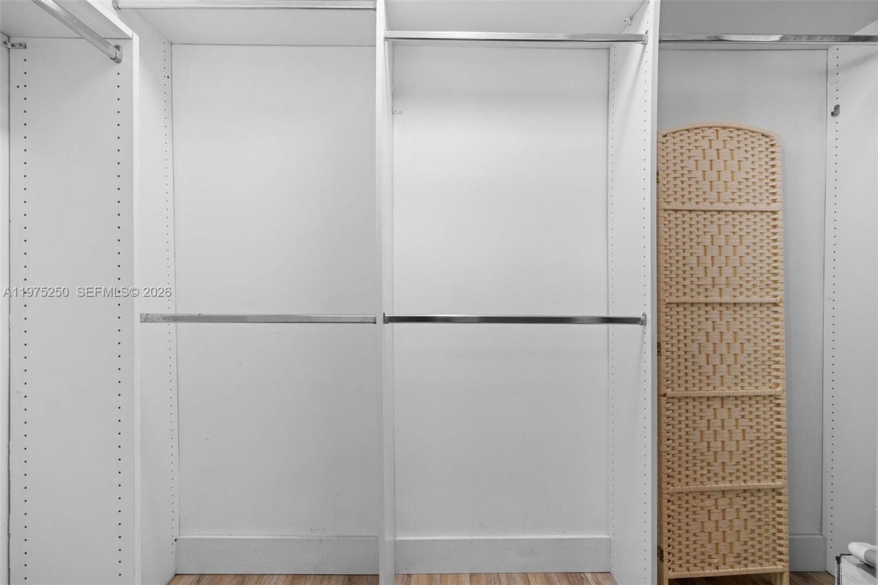 20900 Leeward Ct , Unit 217-1, Aventura, FL 33180 Photo