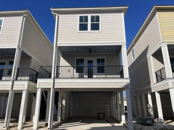 951 W Lagoon Avenue, Unit D, Gulf Shores, AL 36542