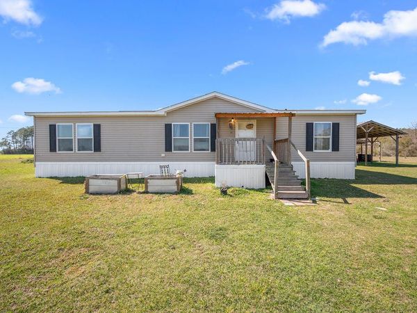 1460 Granger, DeRidder, LA 70634