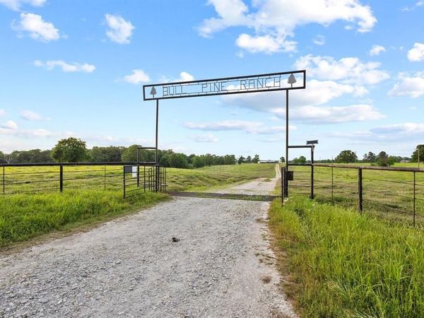 1203 County Road 3100, Clarksville, TX 75426