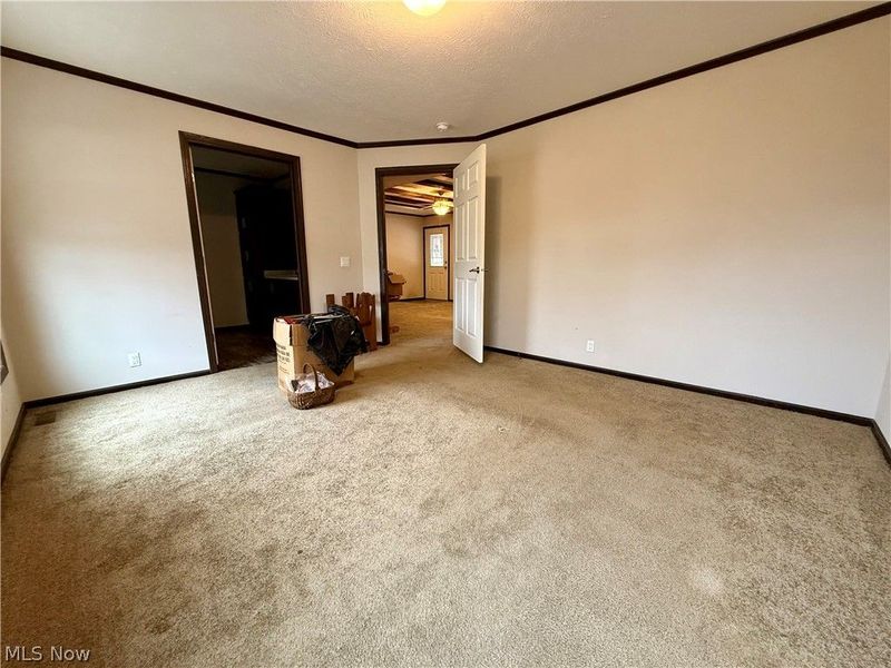 311 W Main Street, West Lafayette, OH 43845 Photo 10