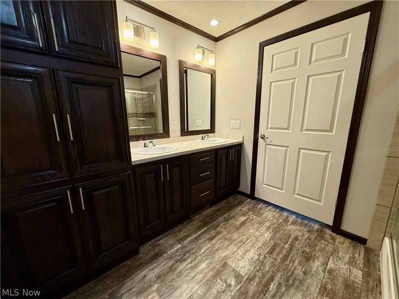 311 W Main Street, West Lafayette, OH 43845 Photo 13