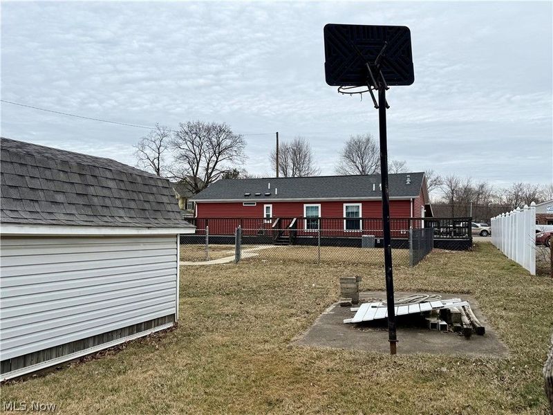 311 W Main Street, West Lafayette, OH 43845 Photo 4